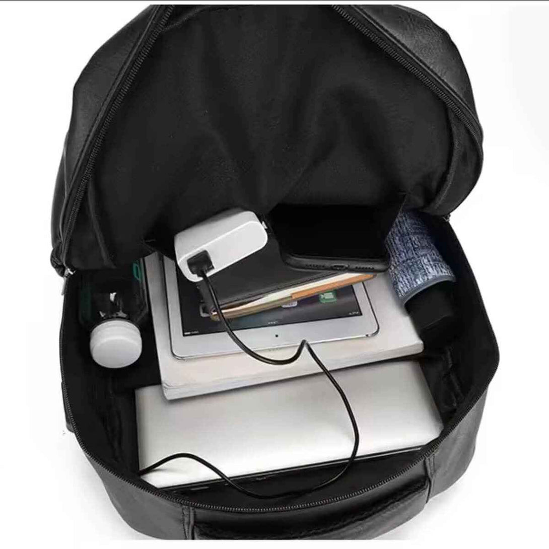 Mochila Masculina de Couro Reforçada para Estudos e Viagens